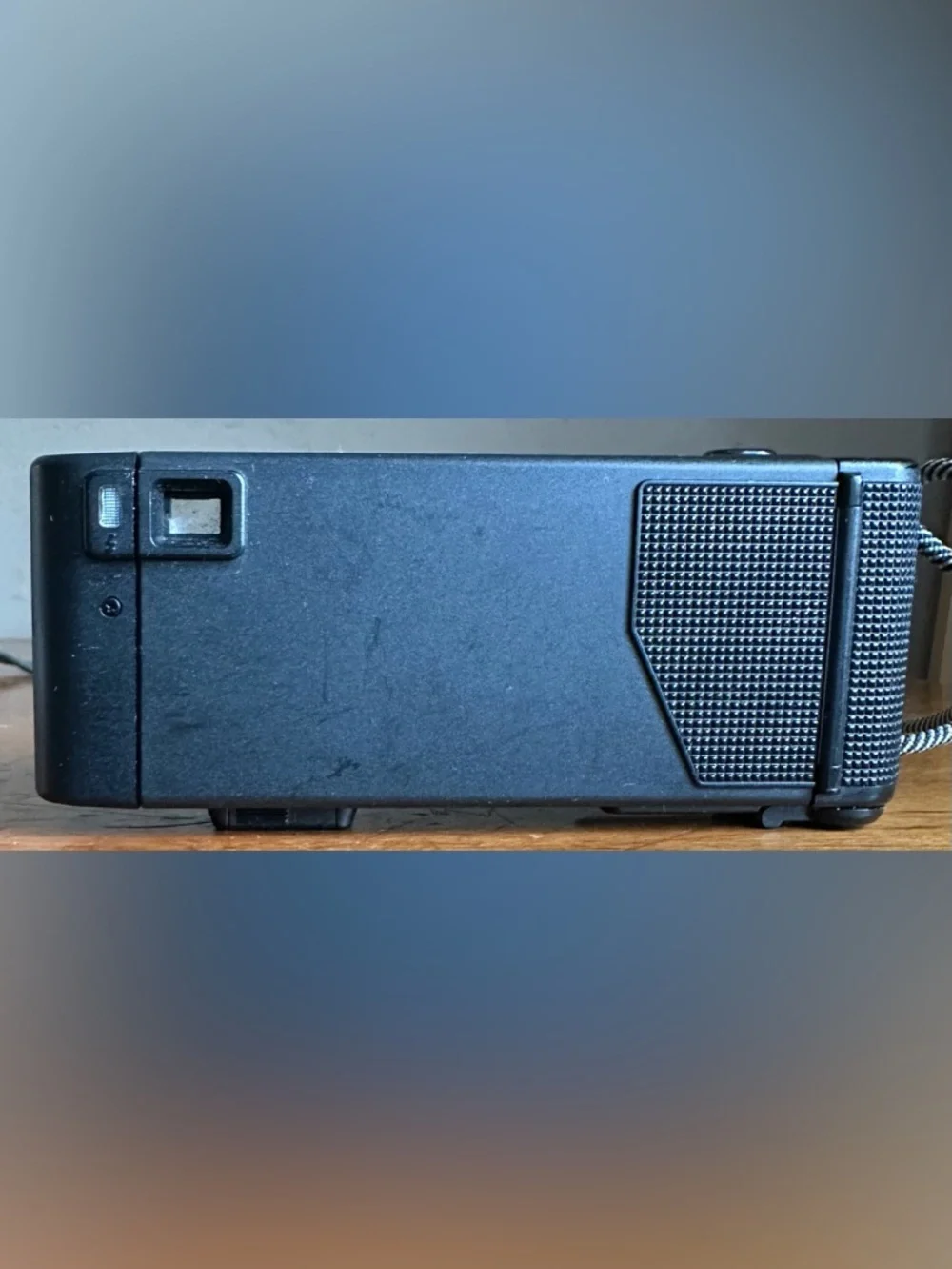 Vintage Canon Snappy 20 Automatic 35mm Film Compact Point & Shoot Camera